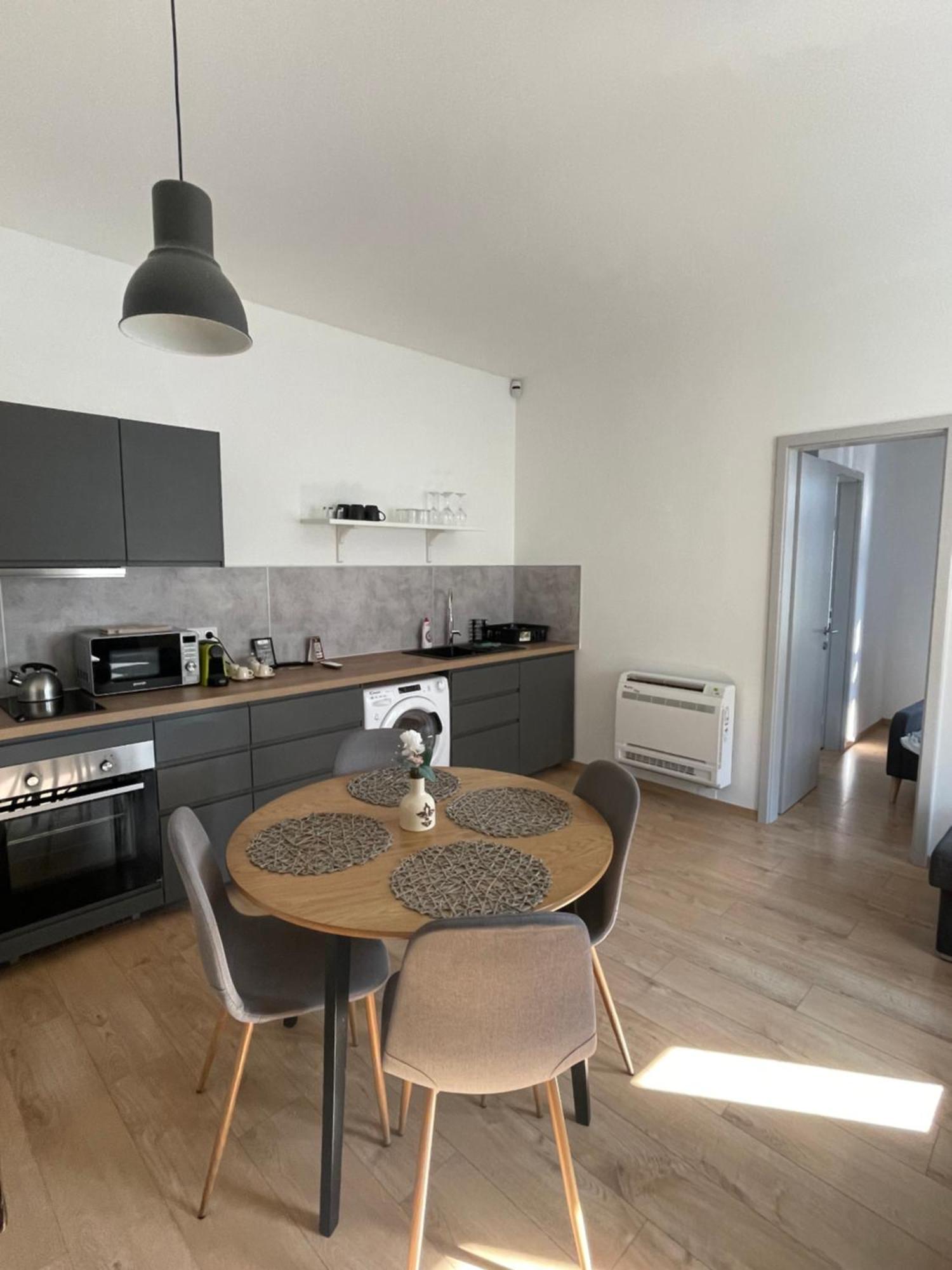 Dream Apartman Levél Exteriör bild